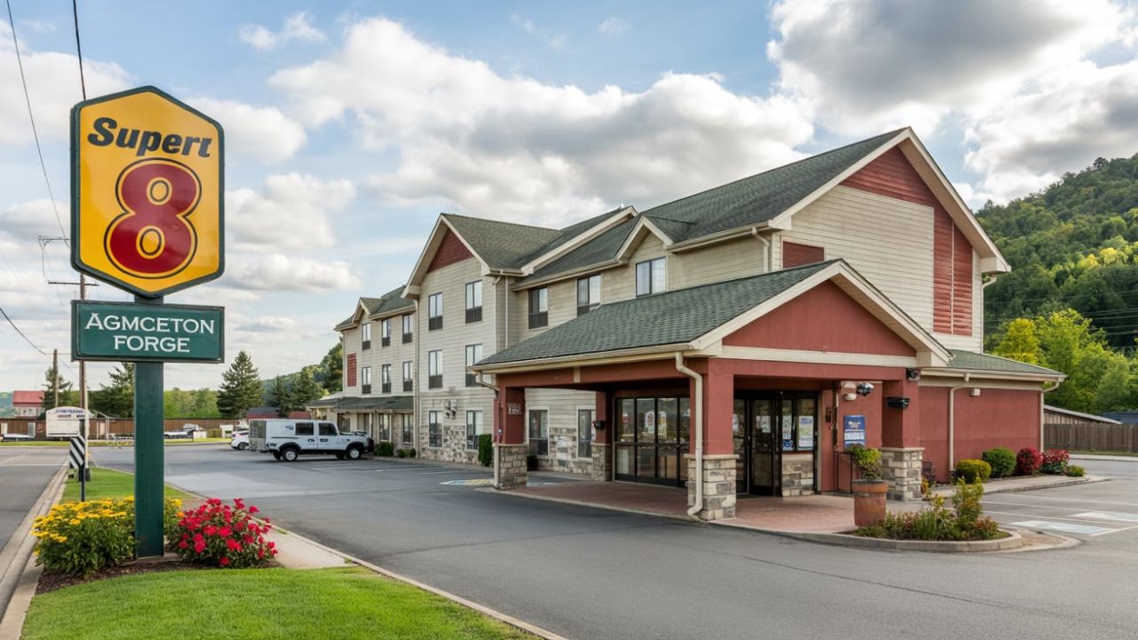 Super 8 Emert St Pigeon Forge